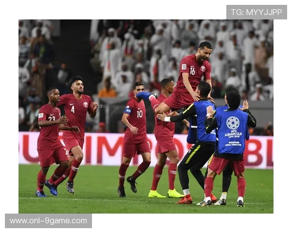 足球球星迪拜的成长历程与辉煌成就全面解析